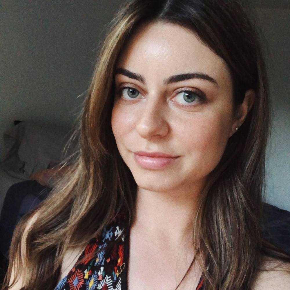Meet your Posher, Isabella